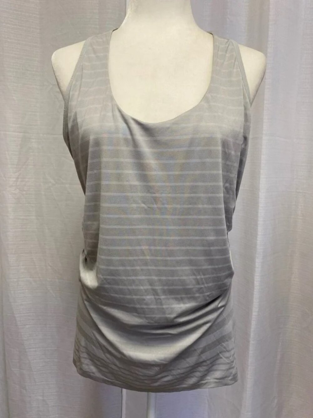 Patagonia Nouli Striped Athletic Yoga Workout Tank Top w/Built In Bra Sz XL Grey